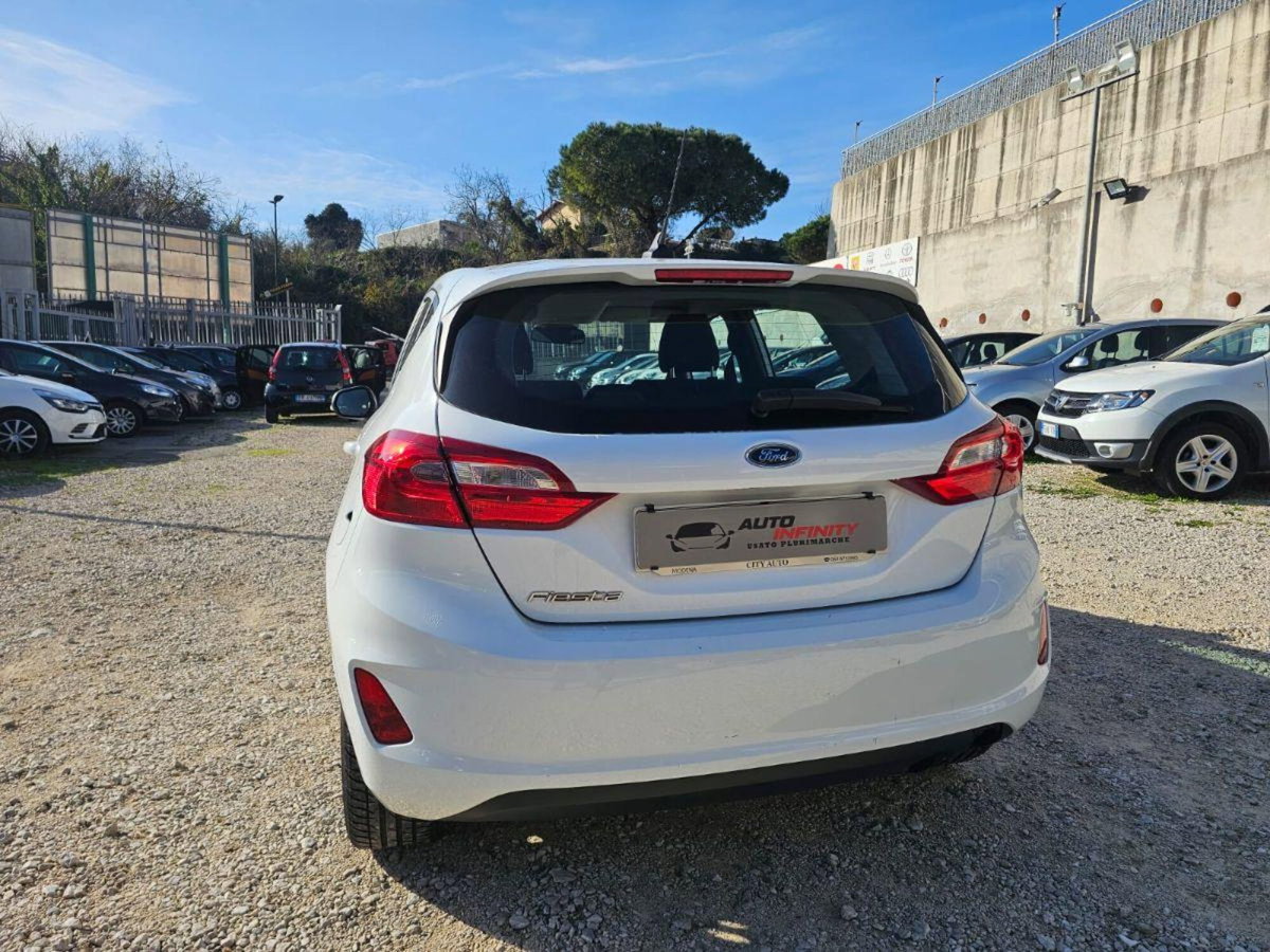 Ford Fiesta 1.5 TDCi 75CV 5 porte Titanium (5)
