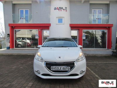 Peugeot 208 HDi 68 CV 5 porte Allure usata