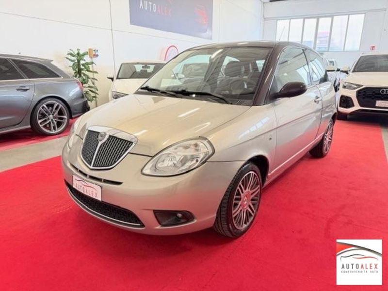 Lancia Ypsilon 1.4 Modamilano