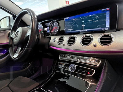 Mercedes-Benz Classe E 220 CDI BlueEFFICIENCY Avantgarde AMG (10)