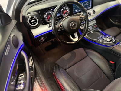 Mercedes-Benz Classe E 220 CDI BlueEFFICIENCY Avantgarde AMG (14)
