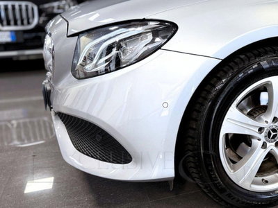 Mercedes-Benz Classe E 220 CDI BlueEFFICIENCY Avantgarde AMG (7)