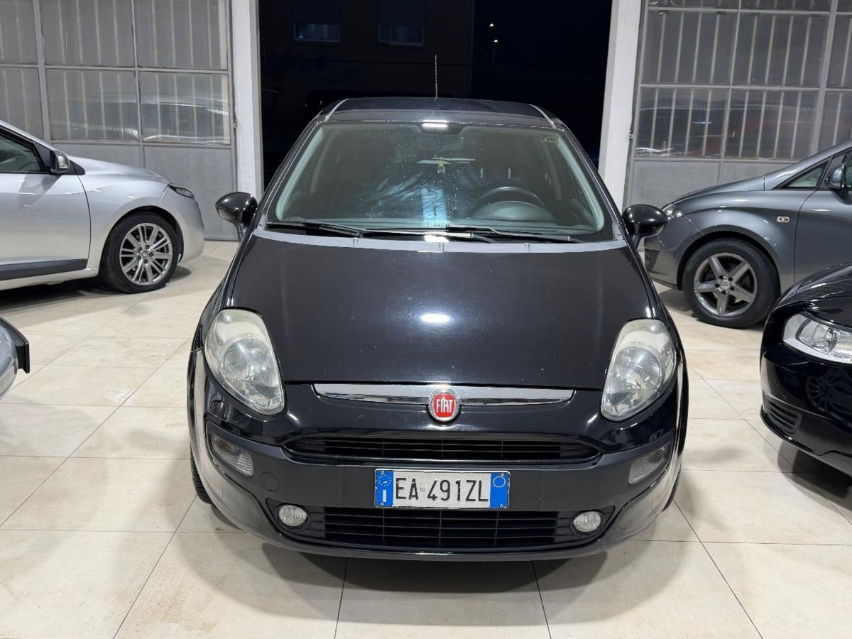Fiat Punto 1.3 MJT II 75 CV 5 porte Lounge (3)