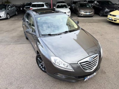 Lancia Delta 1.6 MJT DPF Platino (4)
