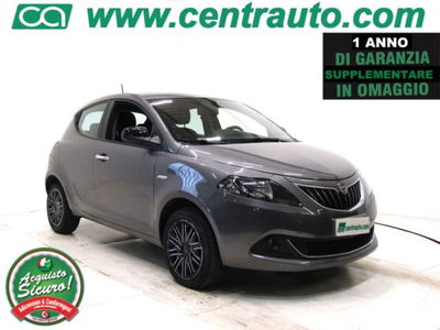 Lancia Ypsilon 1.0 FireFly 5 porte S&S Hybrid Gold Plus usata
