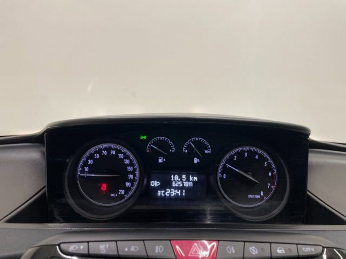 Lancia Ypsilon 1.0 FireFly 5 porte S&S Hybrid Gold Plus (5)