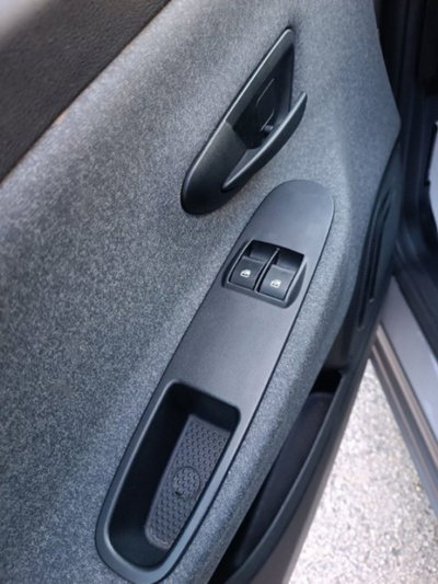 Lancia Ypsilon 1.0 FireFly 5 porte S&S Hybrid Ecochic Gold (19)