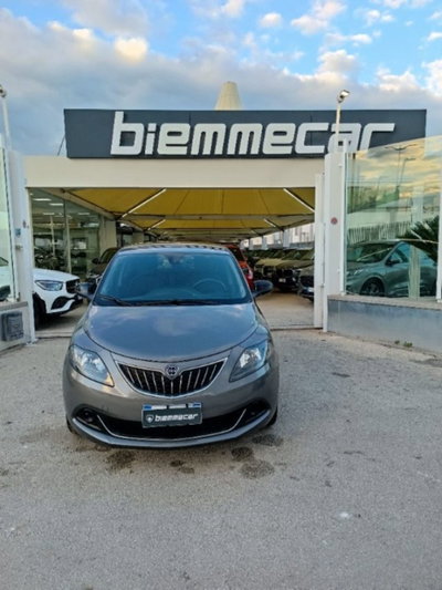 Lancia Ypsilon 1.0 FireFly 5 porte S&S Hybrid Ecochic Gold (3)