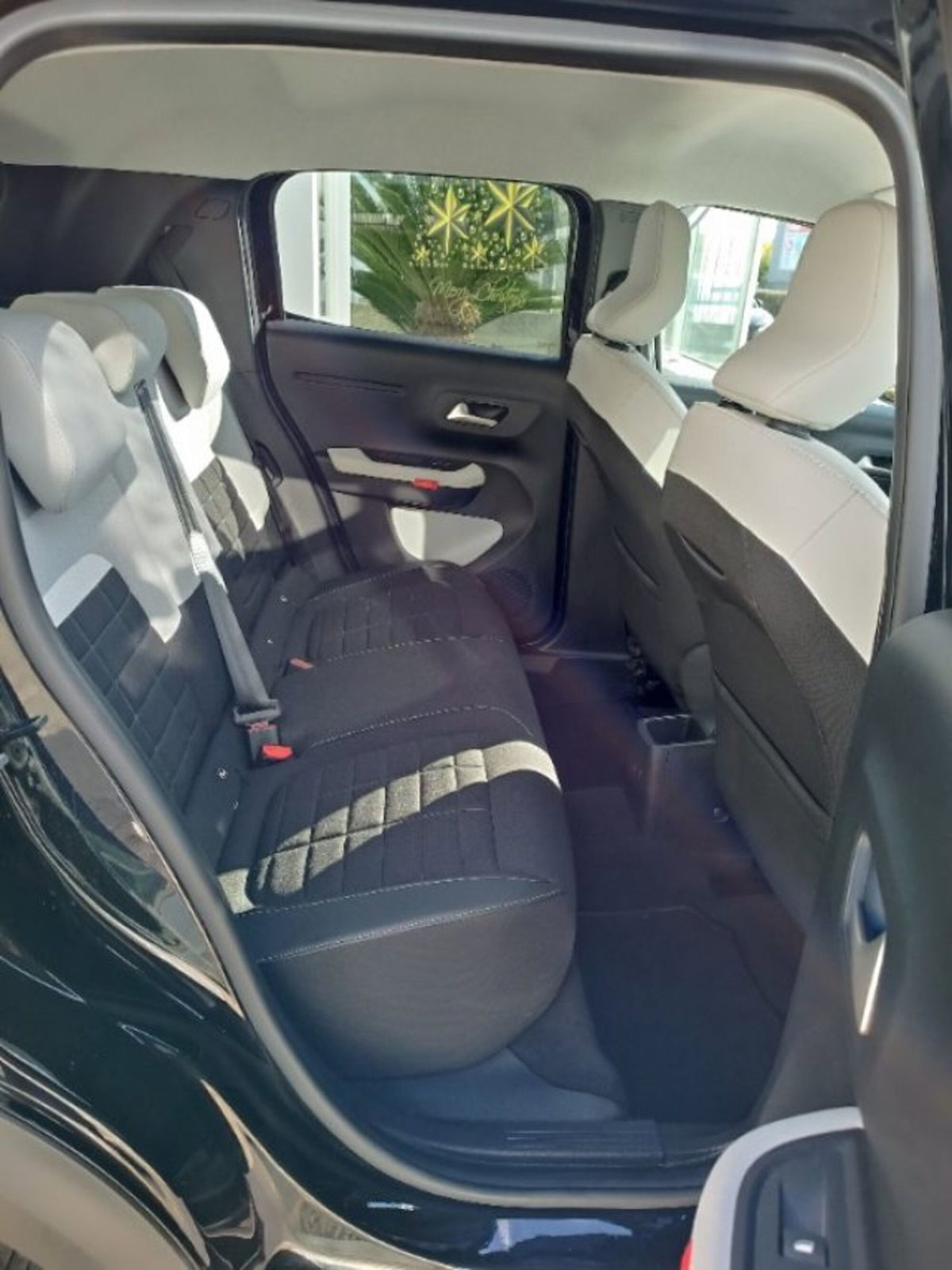 Citroen C3 1.2 puretech turbo Max 100cv s&s (16)