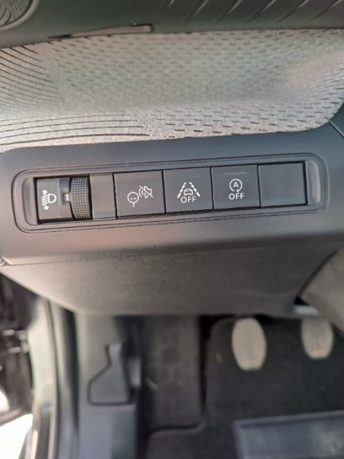Citroen C3 1.2 puretech turbo Max 100cv s&s (19)