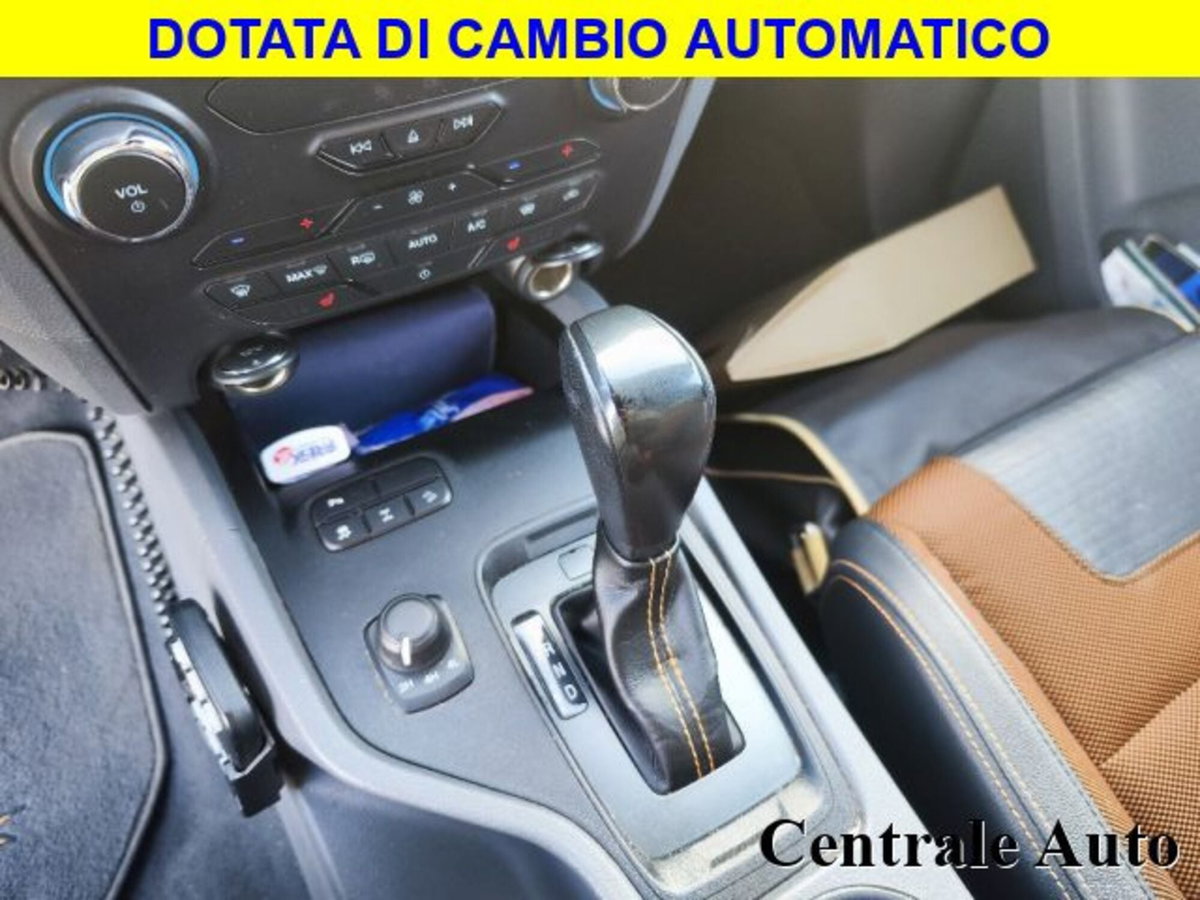 Ford Ranger Pick-up Ranger 3.2 TDCi aut. DC Limited 5pt. (8)