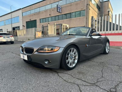 BMW Z4 Cabrio Z4 2.2i cat Roadster usata