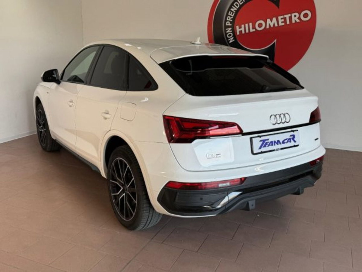 Audi Q5 45 2.0 tfsi mhev 12V S line quattro s-tronic (18)