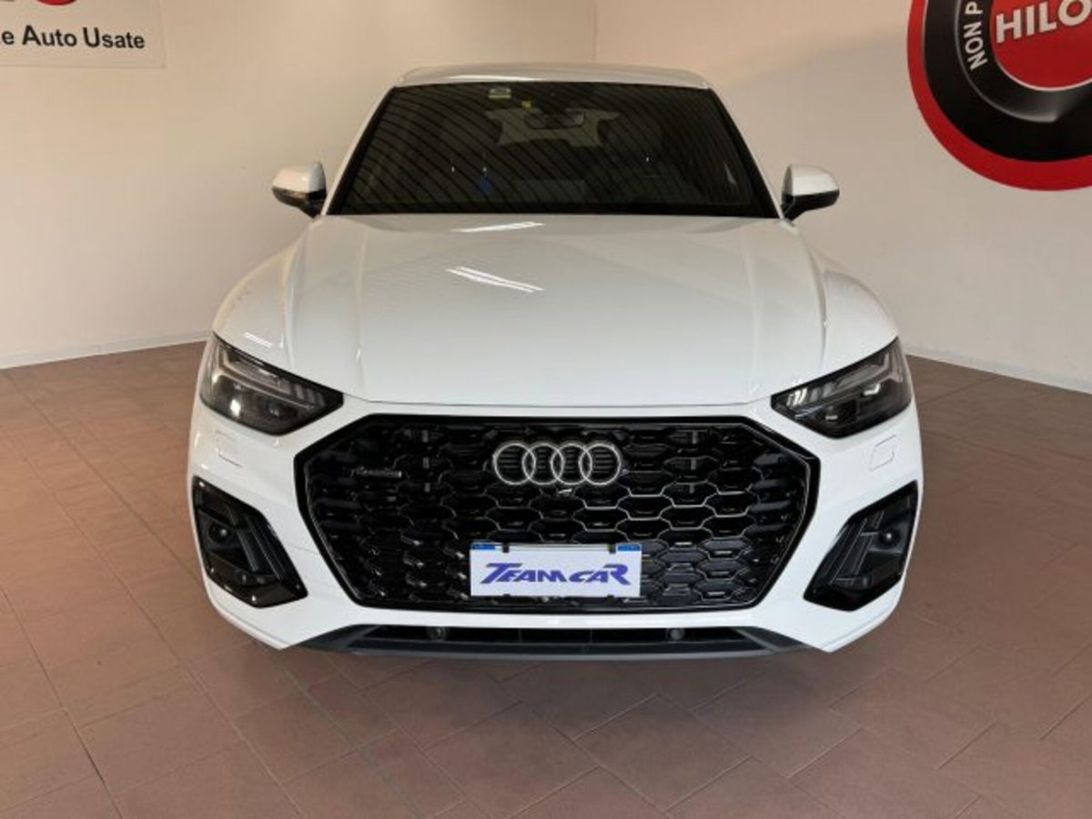 Audi Q5 45 2.0 tfsi mhev 12V S line quattro s-tronic (2)