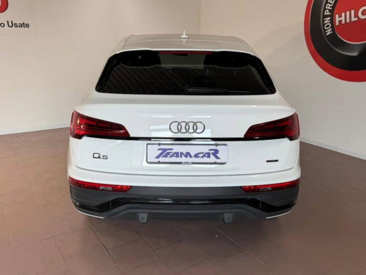 Audi Q5 45 2.0 tfsi mhev 12V S line quattro s-tronic (4)