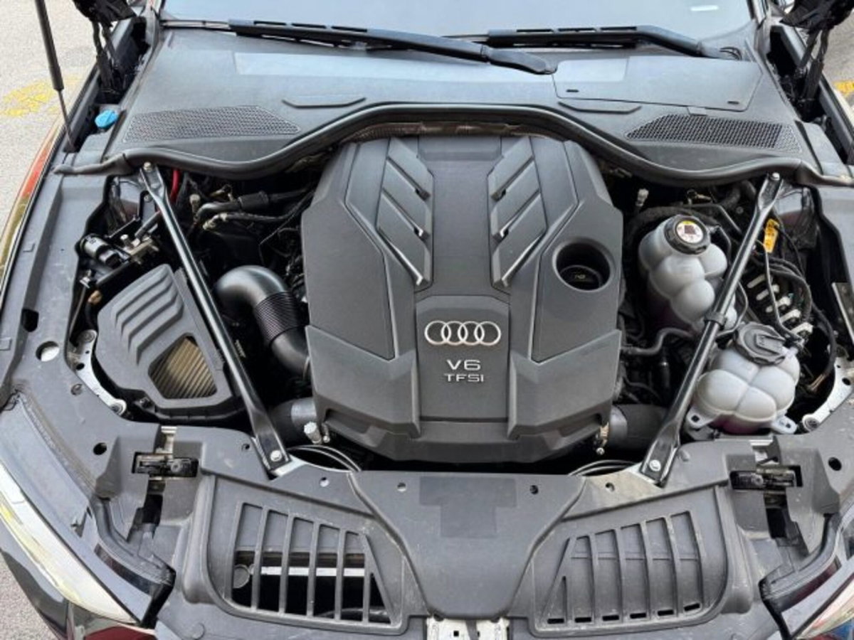 Audi A8 L 55 TFSI 3.0 quattro tiptronic (8)