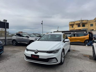 Volkswagen Golf 1.0 eTSI EVO DSG Life usata