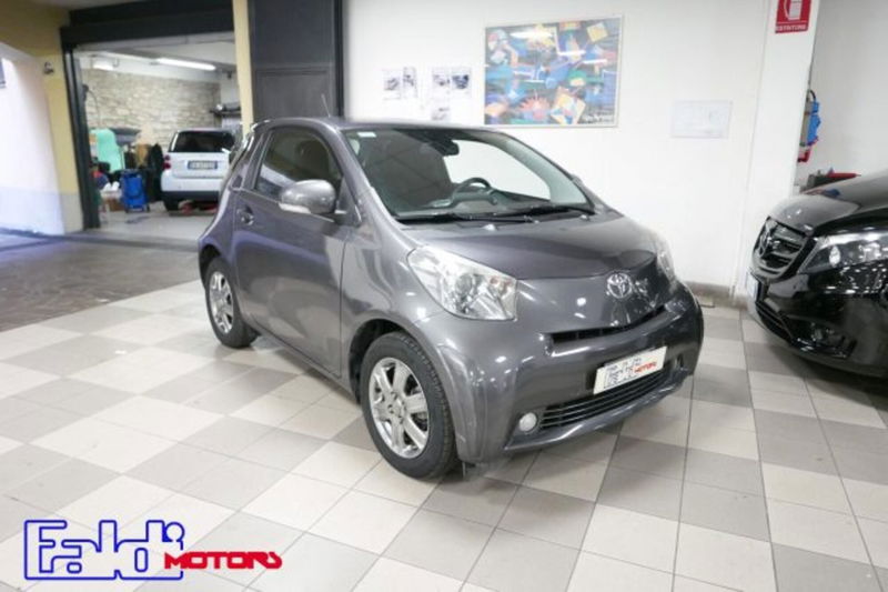 Toyota iQ 1.0