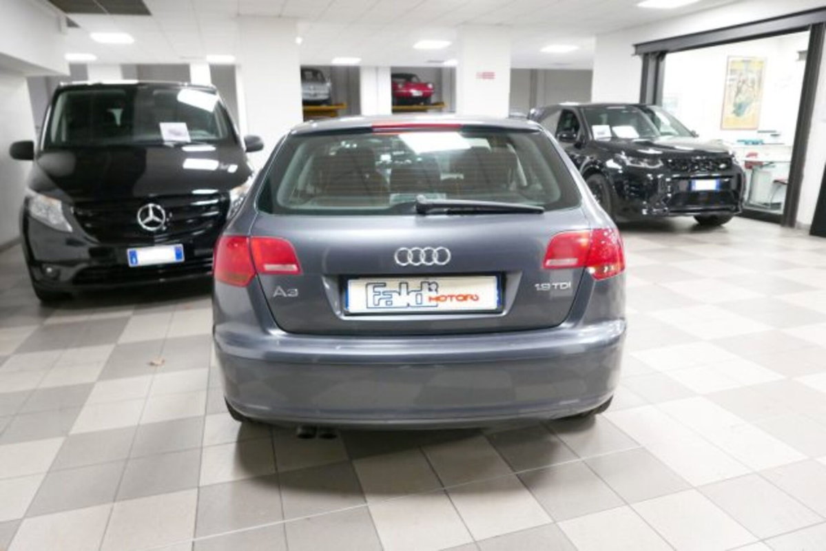 Audi A3 Sportback 1.9 TDI Ambition (5)