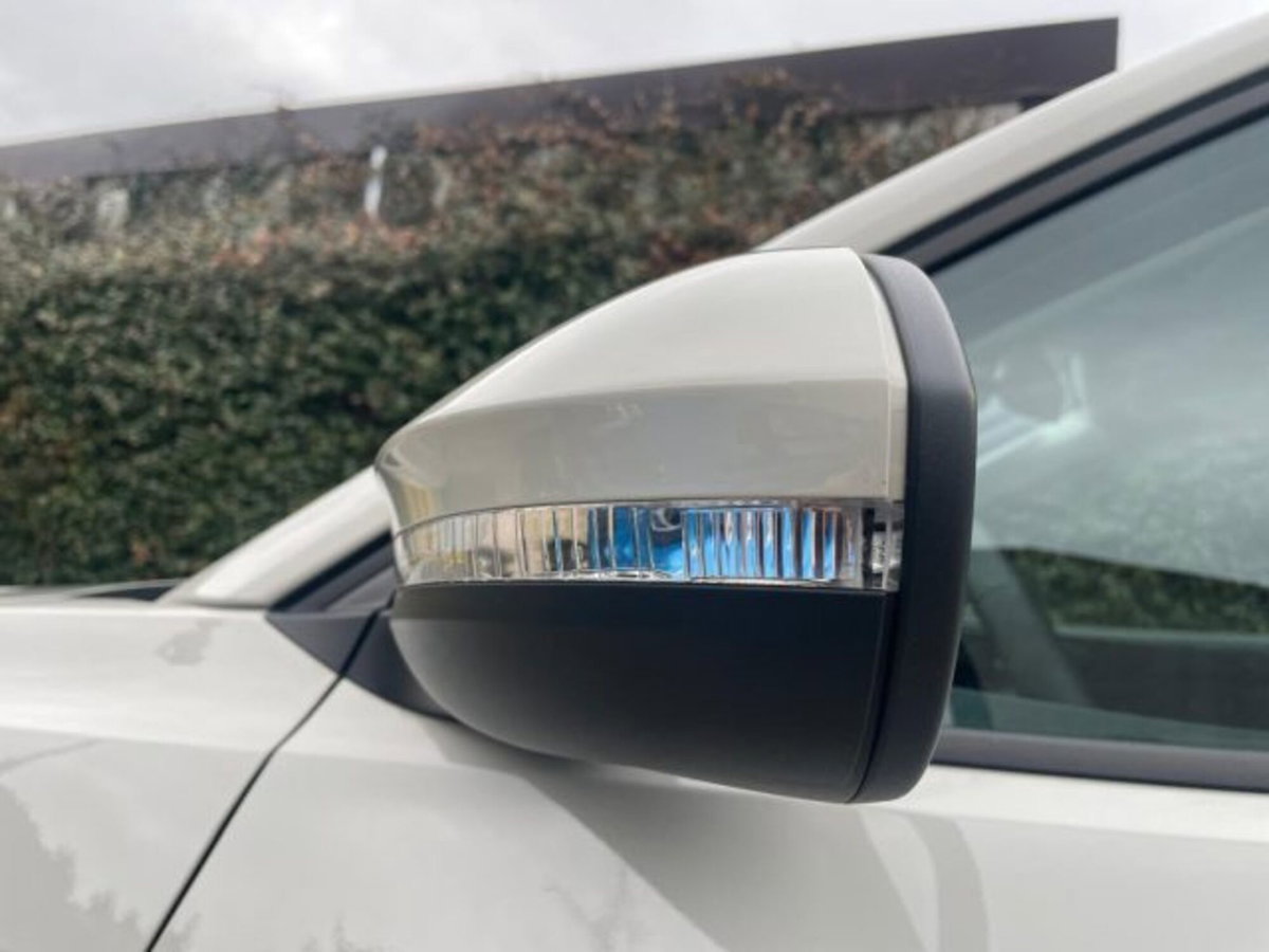 Volkswagen T-Cross 1.0 tsi Edition 115cv dsg (2)