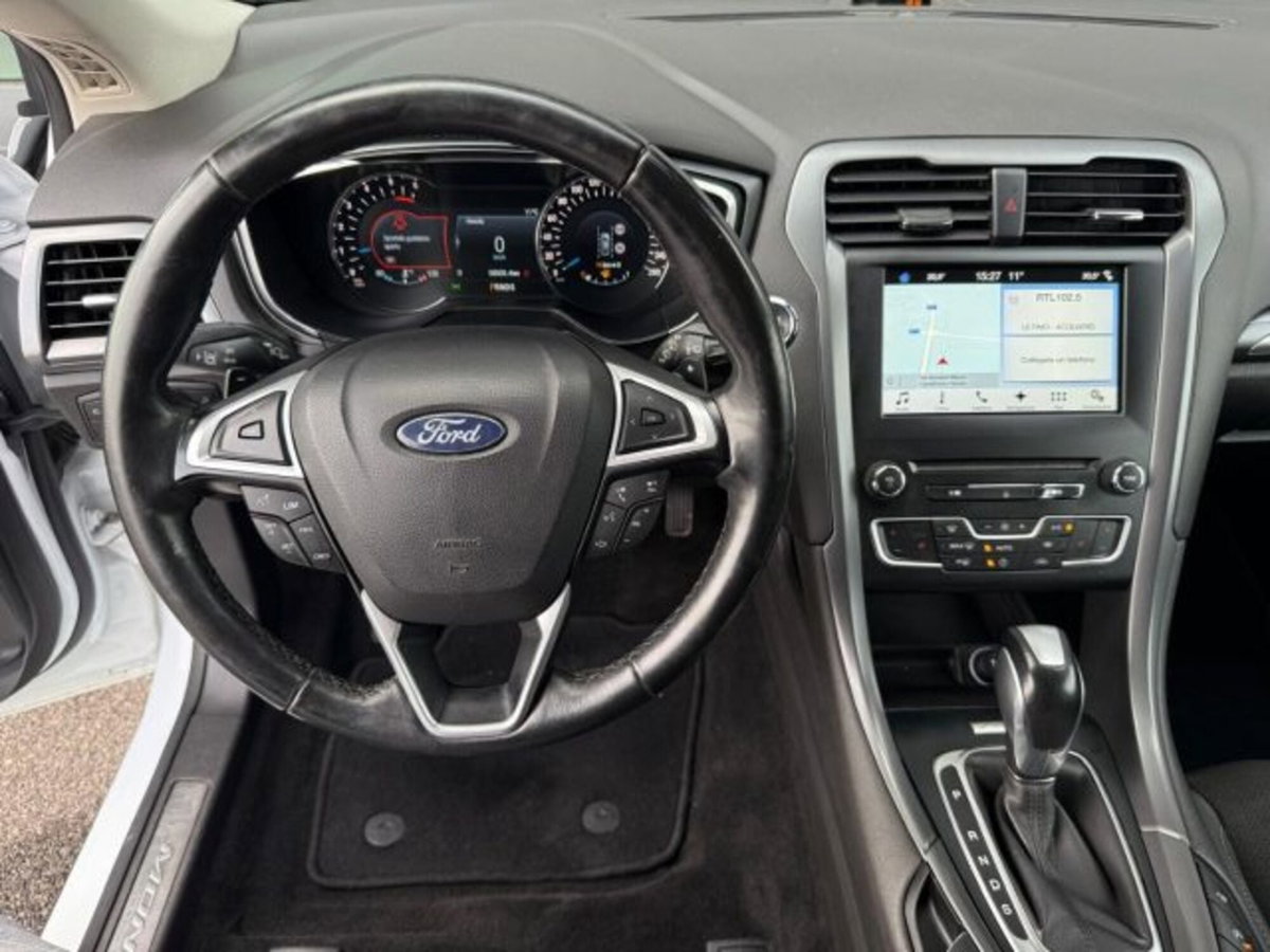 Ford Mondeo Station Wagon 2.0 TDCi 180 CV S&S Powershift AWD SW ST-Line Busin. (11)