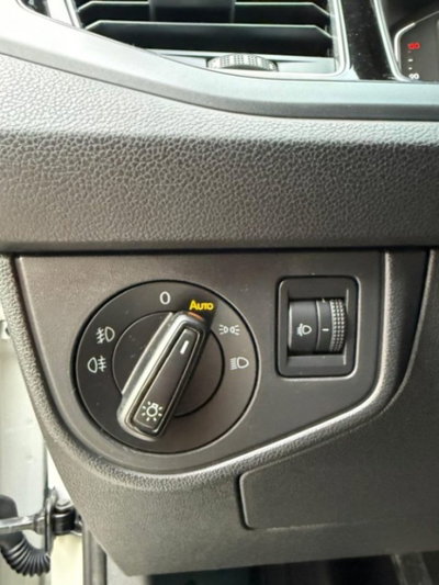 Volkswagen Taigo 1.0 TSI 110 CV R-Line (19)
