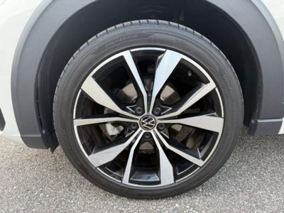 Volkswagen Taigo 1.0 TSI 110 CV R-Line (6)
