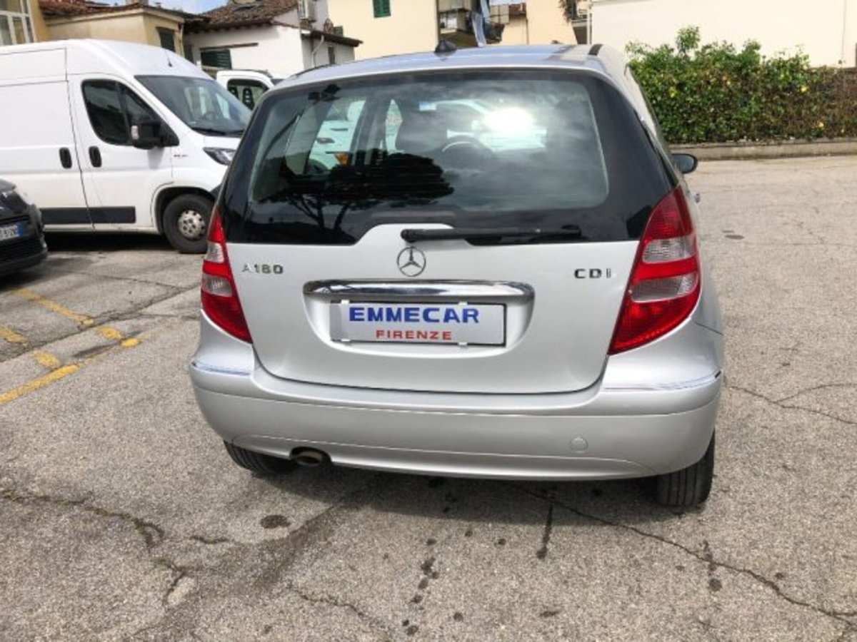 Mercedes-Benz Classe A 180 CDI Classic (6)