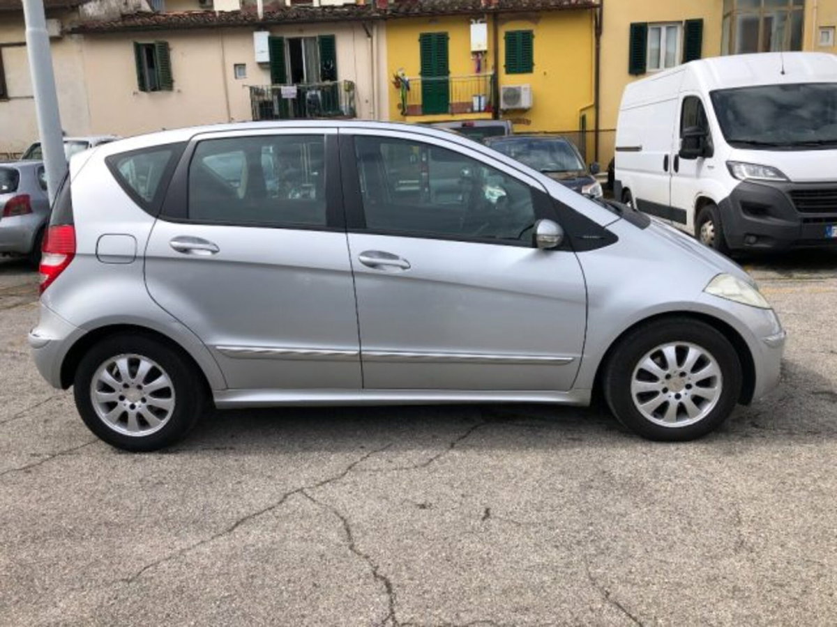 Mercedes-Benz Classe A 180 CDI Classic (8)