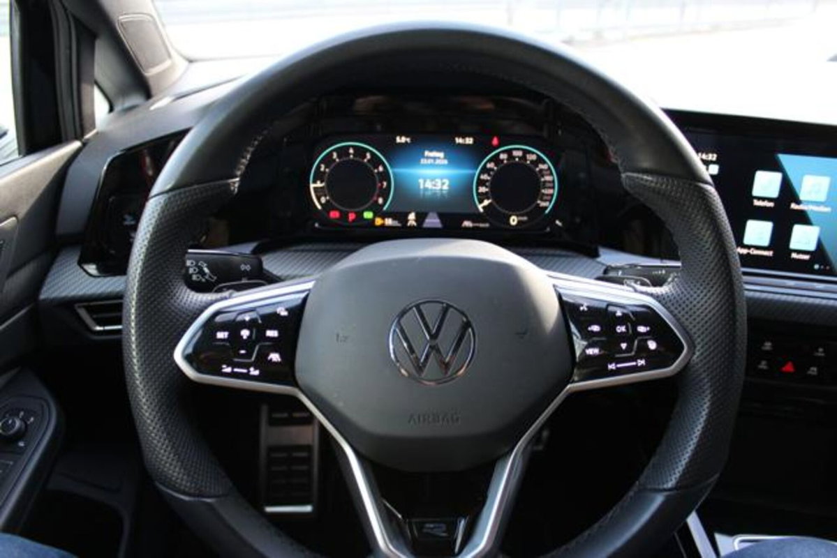Volkswagen Golf Variant 1.5 eTSI 150 CV EVO ACT DSG R-Line (12)