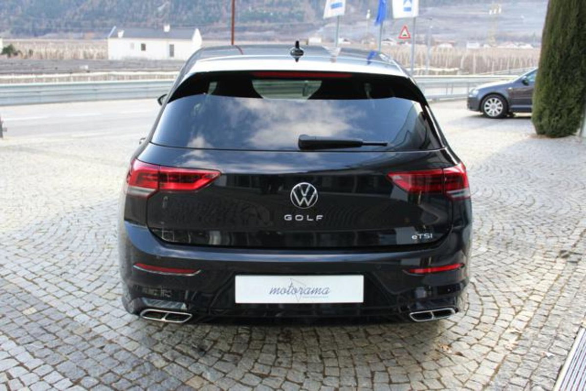 Volkswagen Golf Variant 1.5 eTSI 150 CV EVO ACT DSG R-Line (4)