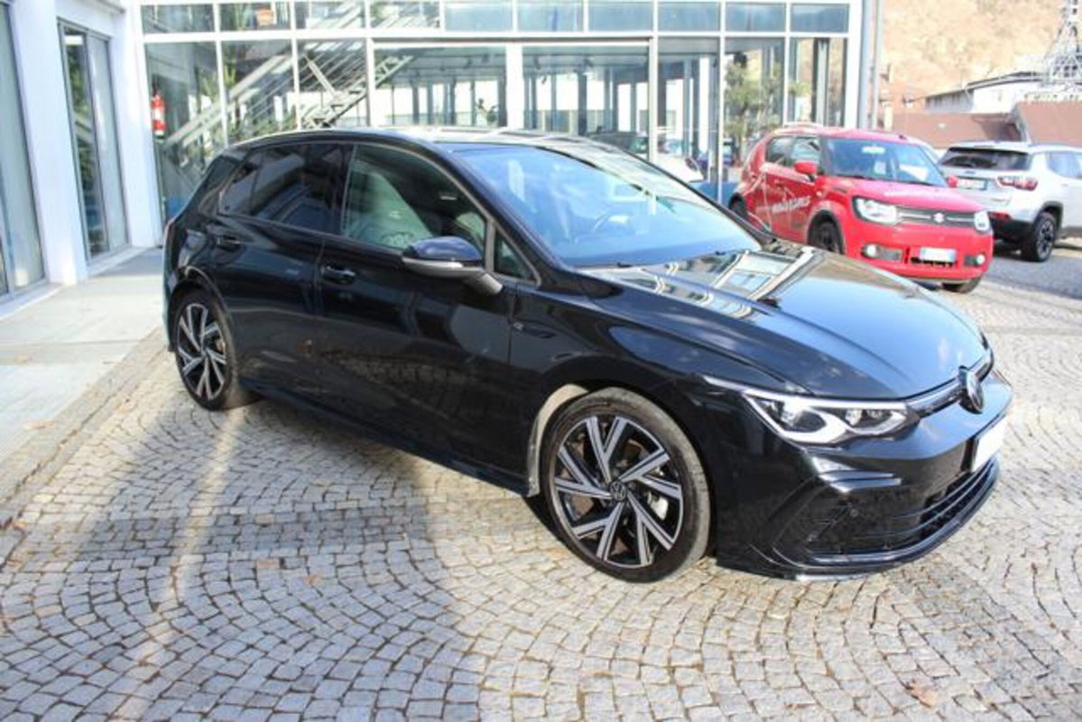 Volkswagen Golf Variant 1.5 eTSI 150 CV EVO ACT DSG R-Line (6)