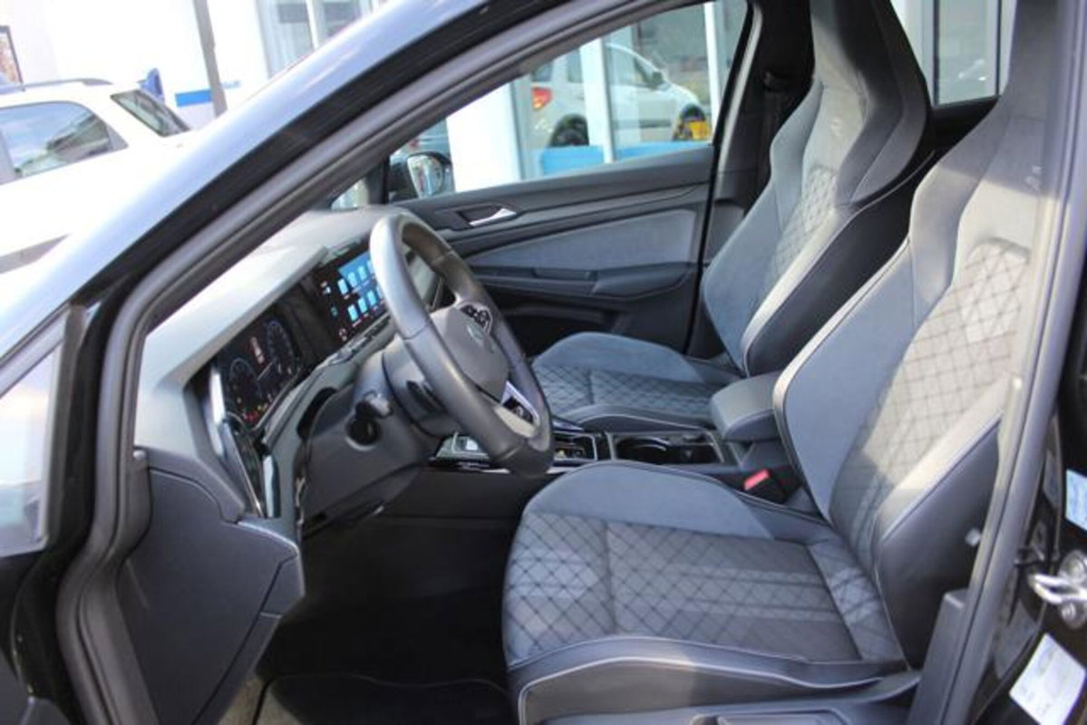 Volkswagen Golf Variant 1.5 eTSI 150 CV EVO ACT DSG R-Line (8)
