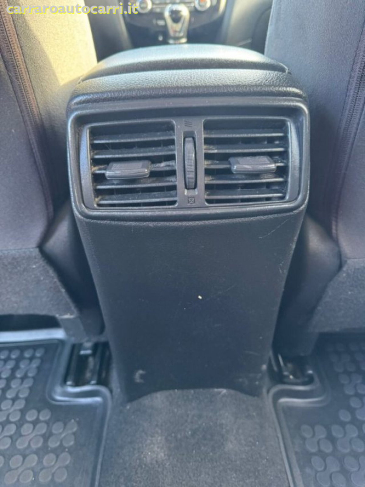 Nissan X-Trail 1.6 dCi 4WD Tekna (14)