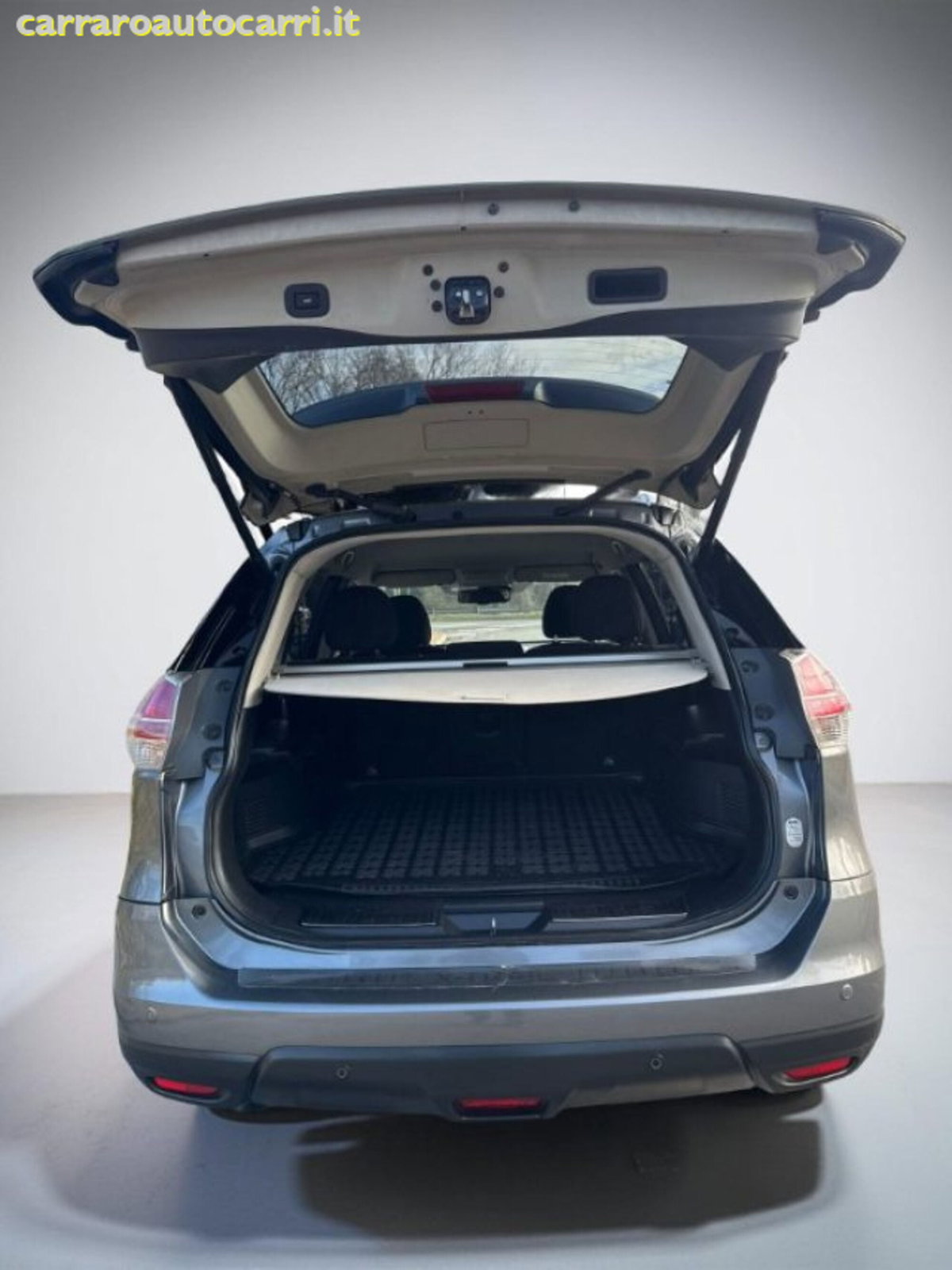 Nissan X-Trail 1.6 dCi 4WD Tekna (5)