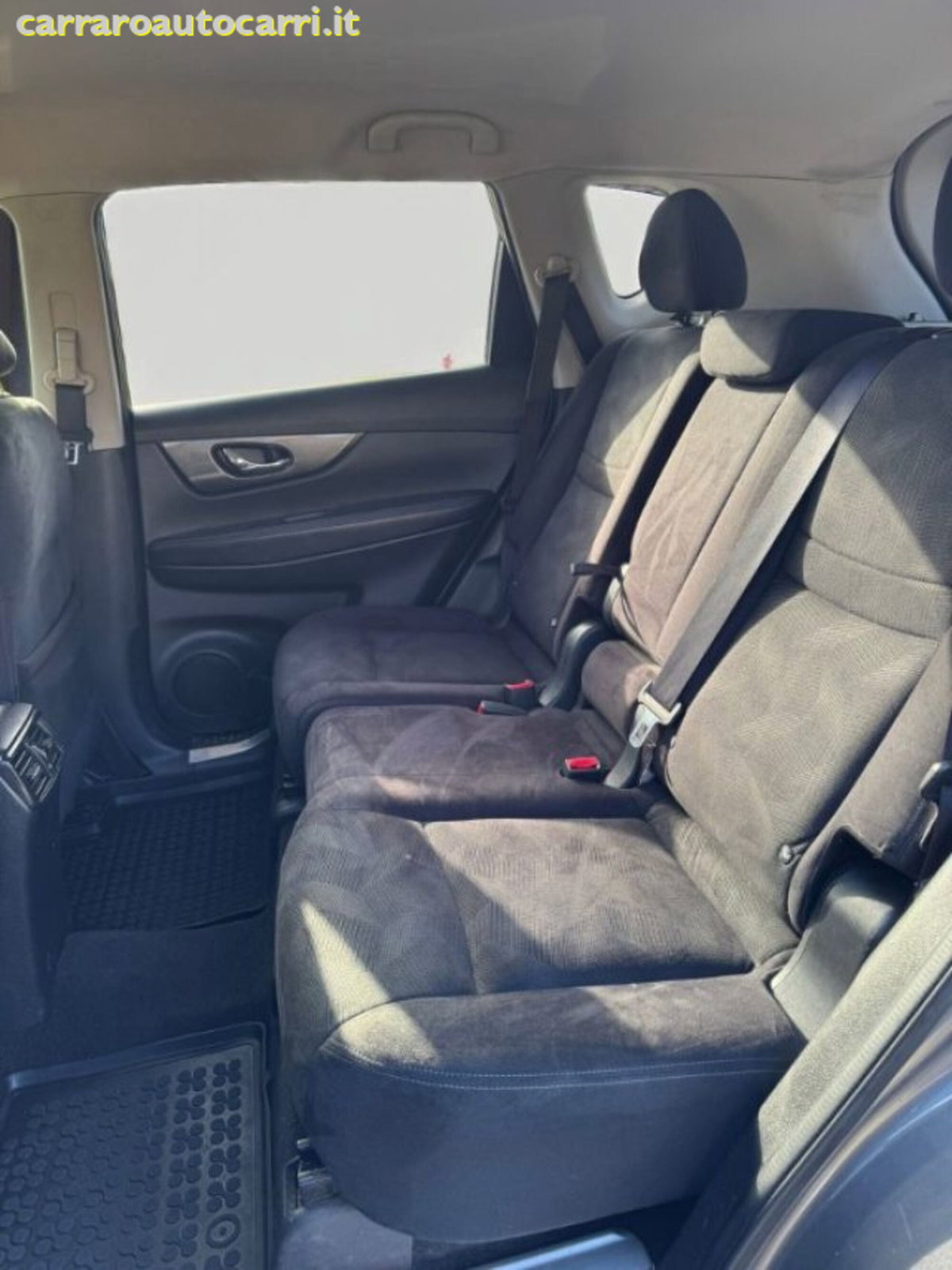 Nissan X-Trail 1.6 dCi 4WD Tekna (8)