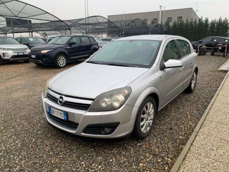 Opel Astra 1.6 16V Twinport 5 porte Club