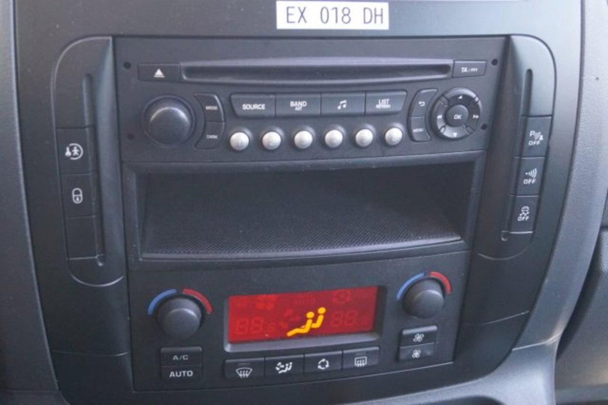 Fiat Scudo Furgone 2.0 MJT/130 PC Panorama Family 5 posti (M1) (12)