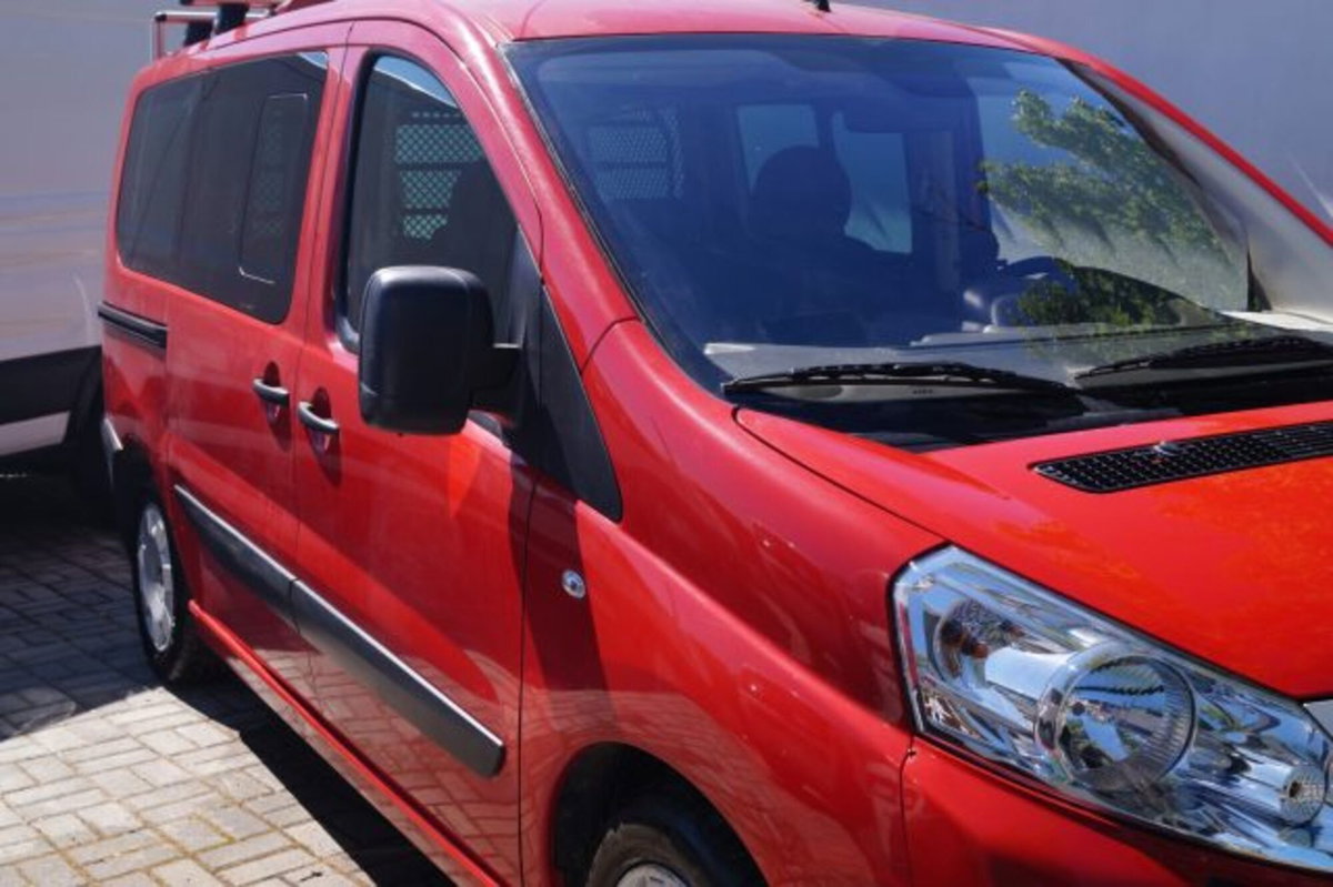 Fiat Scudo Furgone 2.0 MJT/130 PC Panorama Family 5 posti (M1) (3)
