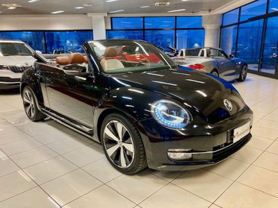 Volkswagen Maggiolino Cabrio 1.2 TSI Design usata