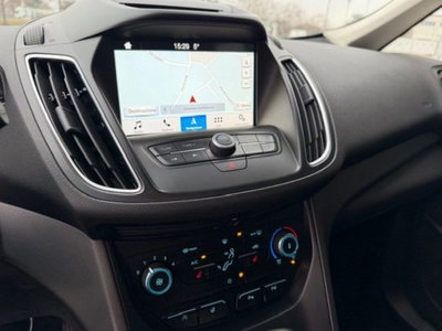 Ford C-Max 1.5 TDCi 120CV Powershift Start&Stop Business (14)