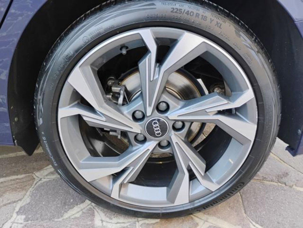 Audi A3 Sportback 35 TDI S tronic S line edition (12)