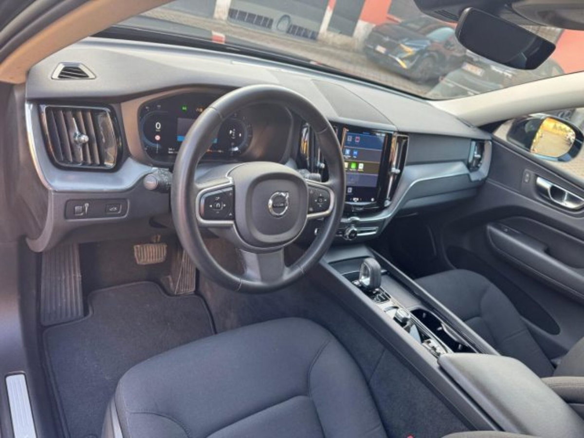 Volvo XC60 B4 (d) AWD automatico Core N1 (15)