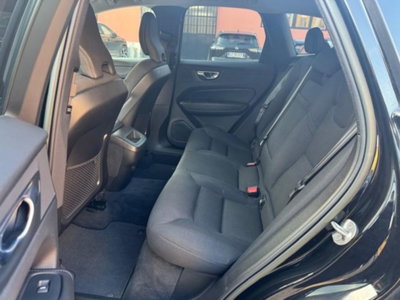 Volvo XC60 B4 (d) AWD automatico Core N1 (16)