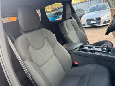 Volvo XC60 B4 (d) AWD automatico Core N1 (19)