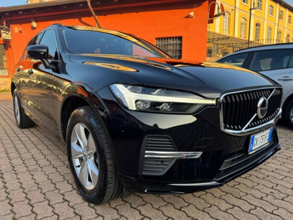 Volvo XC60 B4 (d) AWD automatico Core N1 (4)