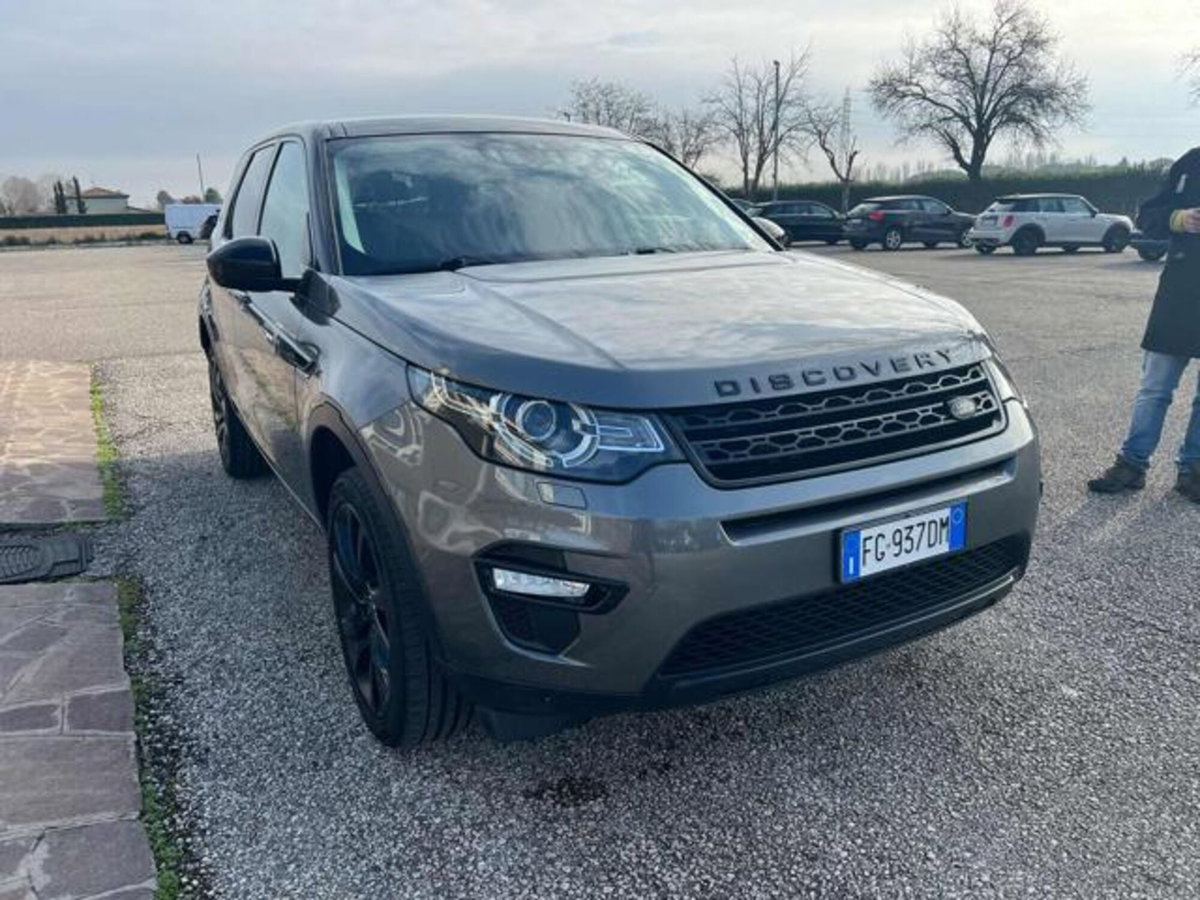 Land Rover Discovery Sport 2.0 TD4 180 CV HSE (2)