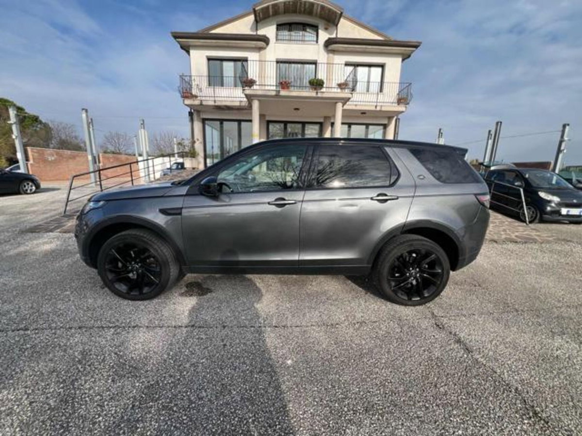 Land Rover Discovery Sport 2.0 TD4 180 CV HSE (7)