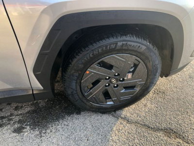 Hyundai Tucson 1.6 t-gdi 48V Xtech 2wd mt (9)