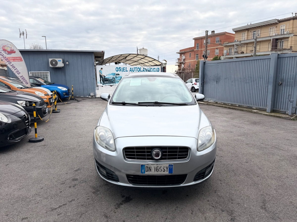Fiat Croma 2.4 Multijet 20V Automatica Must